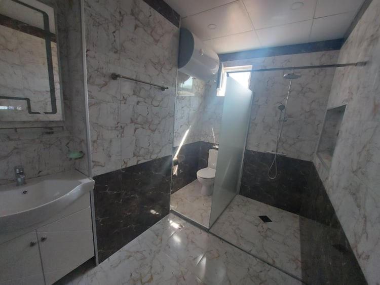 Владимировата Къща Kalofer Extérieur photo